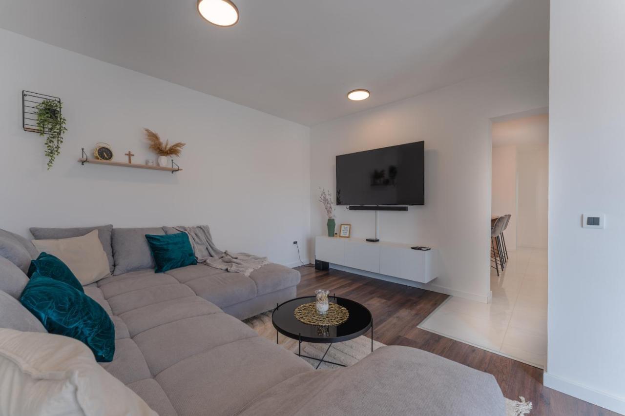 זאדאר Apartment Glamorous Getaway מראה חיצוני תמונה